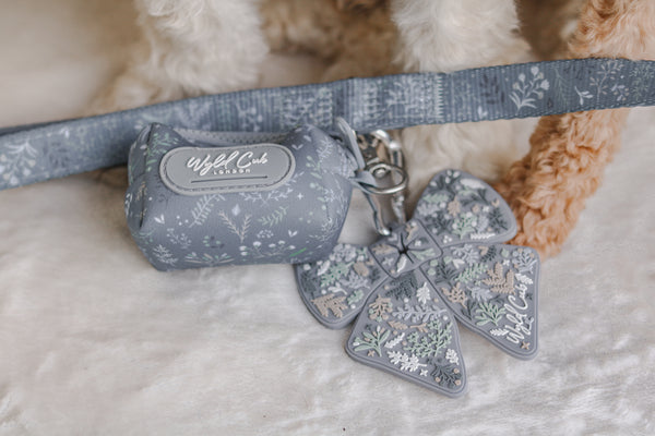 Dog Poop Bag Caddy Bow: Chiswick Dovetail