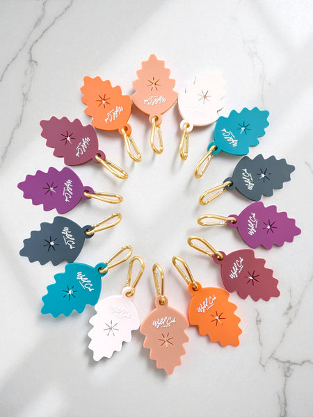 Dog Poop Bag Caddy Leaf: Chiswick Alpine