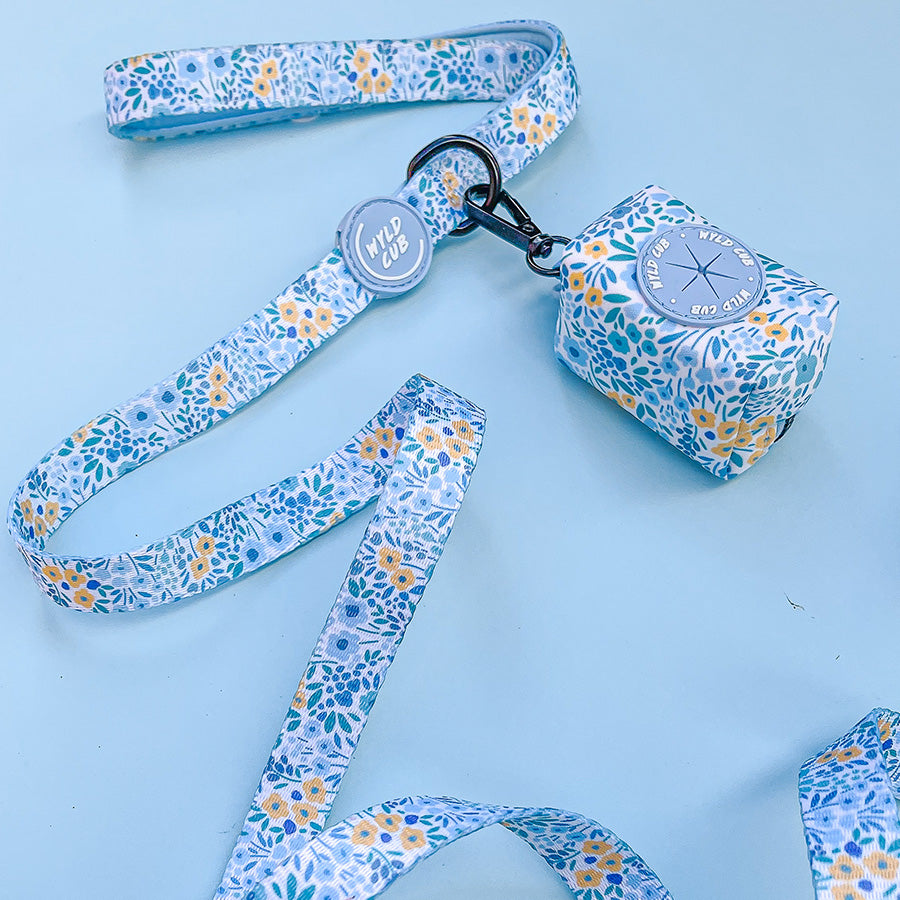 Dog Poop Bag Holder: Notting Hill Sky