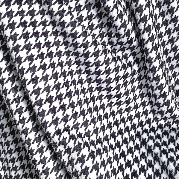 Blanket: Houndstooth